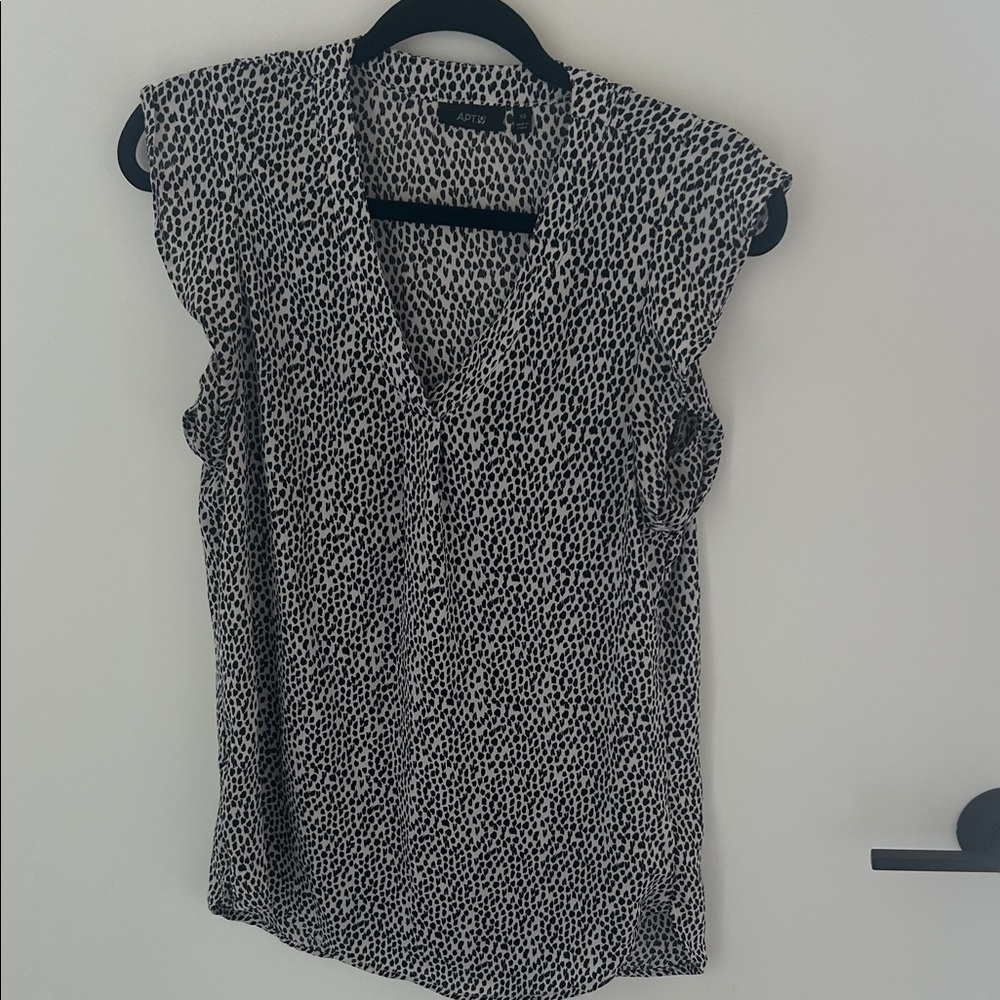 Apt. 9 Black and White Textured Blouse